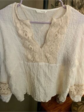Zara Cream Lace-Trimmed Crinkled Tunic Top